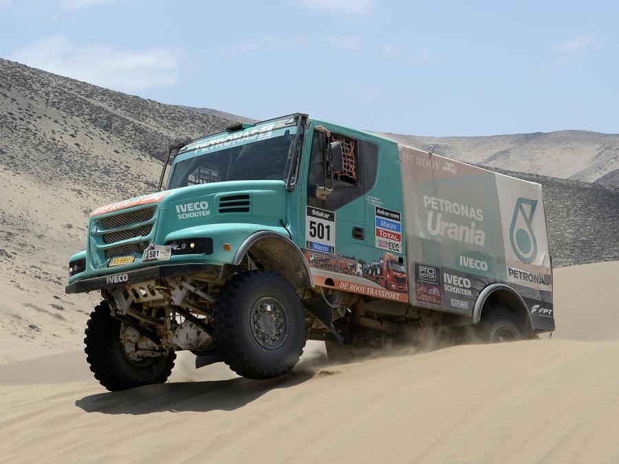  Iveco PowerStar Evolution 4x4 2012 года  (фото 11 из 12)